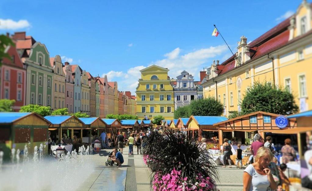 Apartament Przy Starowce - Hampton Boleslawiec  Luaran gambar